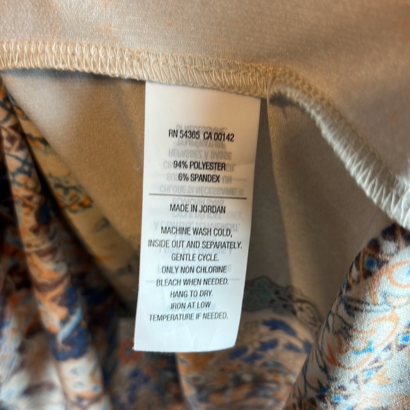 Nygard Hi Low Popover Top Medium - Picture 5 of 5